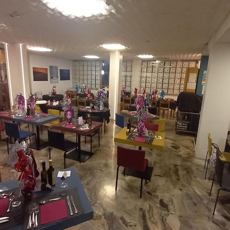 Hotel Gambrinus Riccione Esterno foto