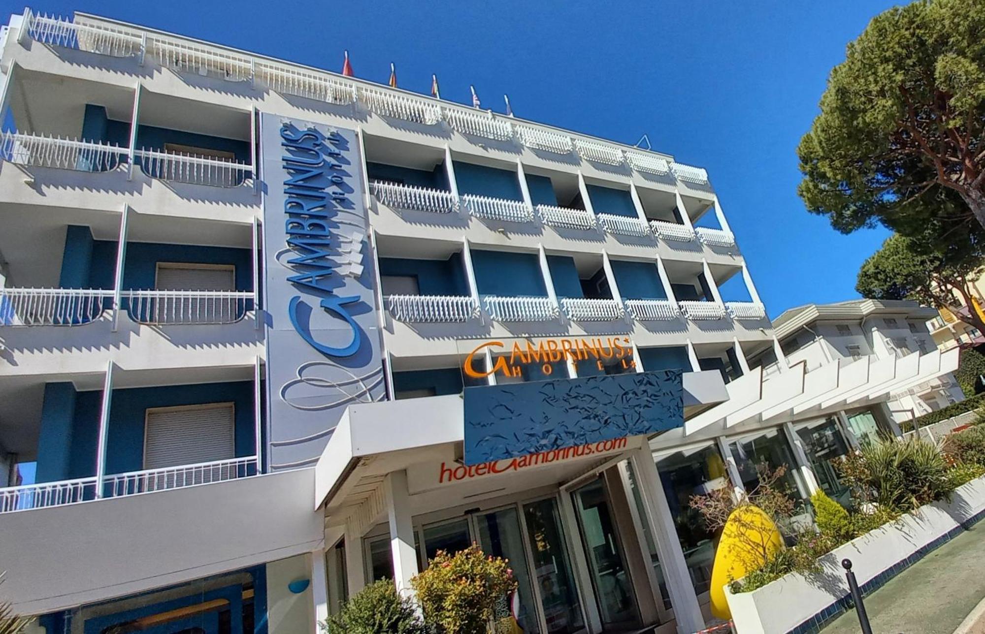 Hotel Gambrinus Riccione Esterno foto