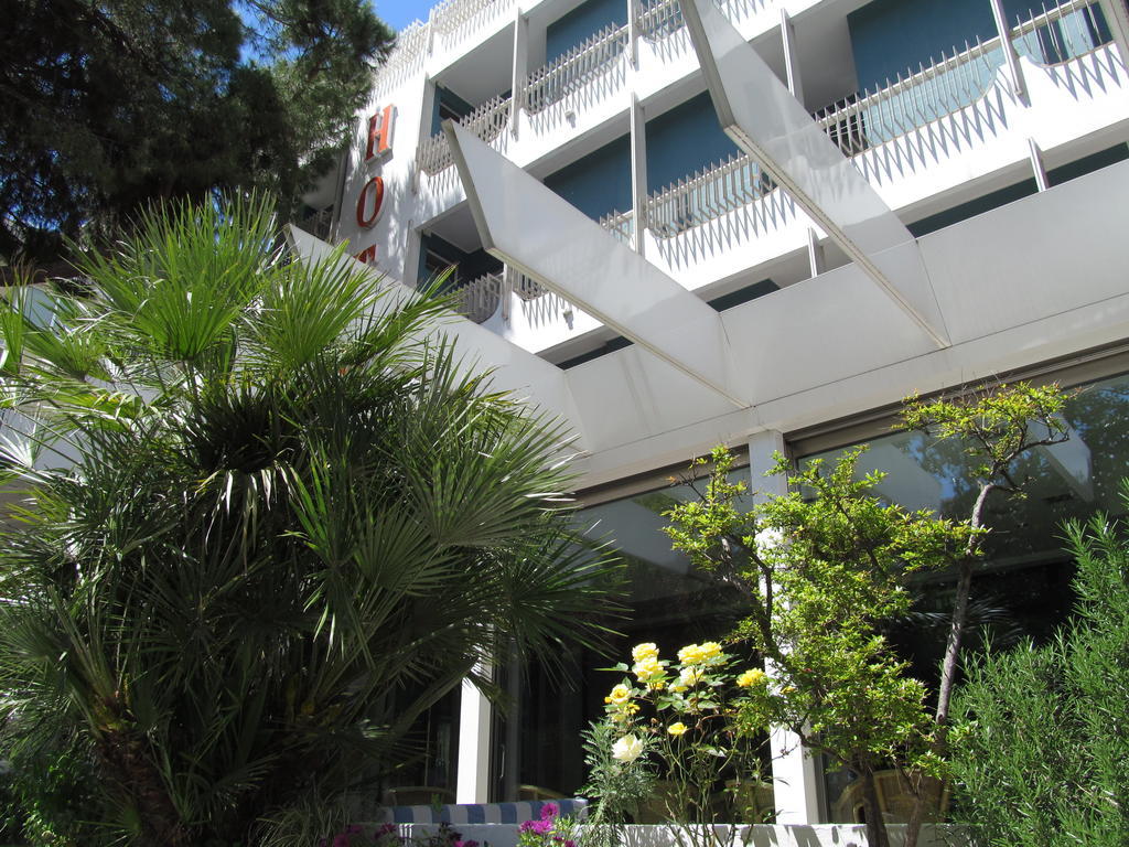 Hotel Gambrinus Riccione Esterno foto